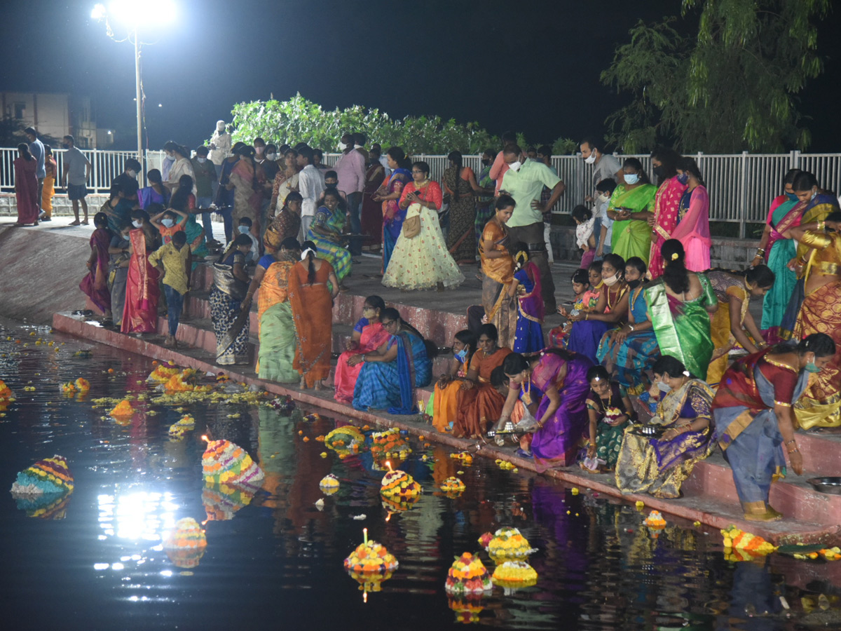 Bathukamma Celebrations 2020 At Telangana Photo Gallery - Sakshi17