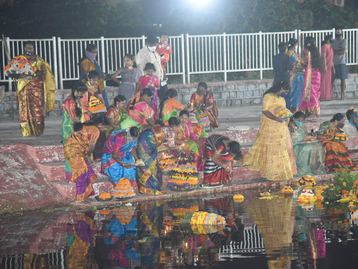 Bathukamma Celebrations 2020 At Telangana Photo Gallery - Sakshi19