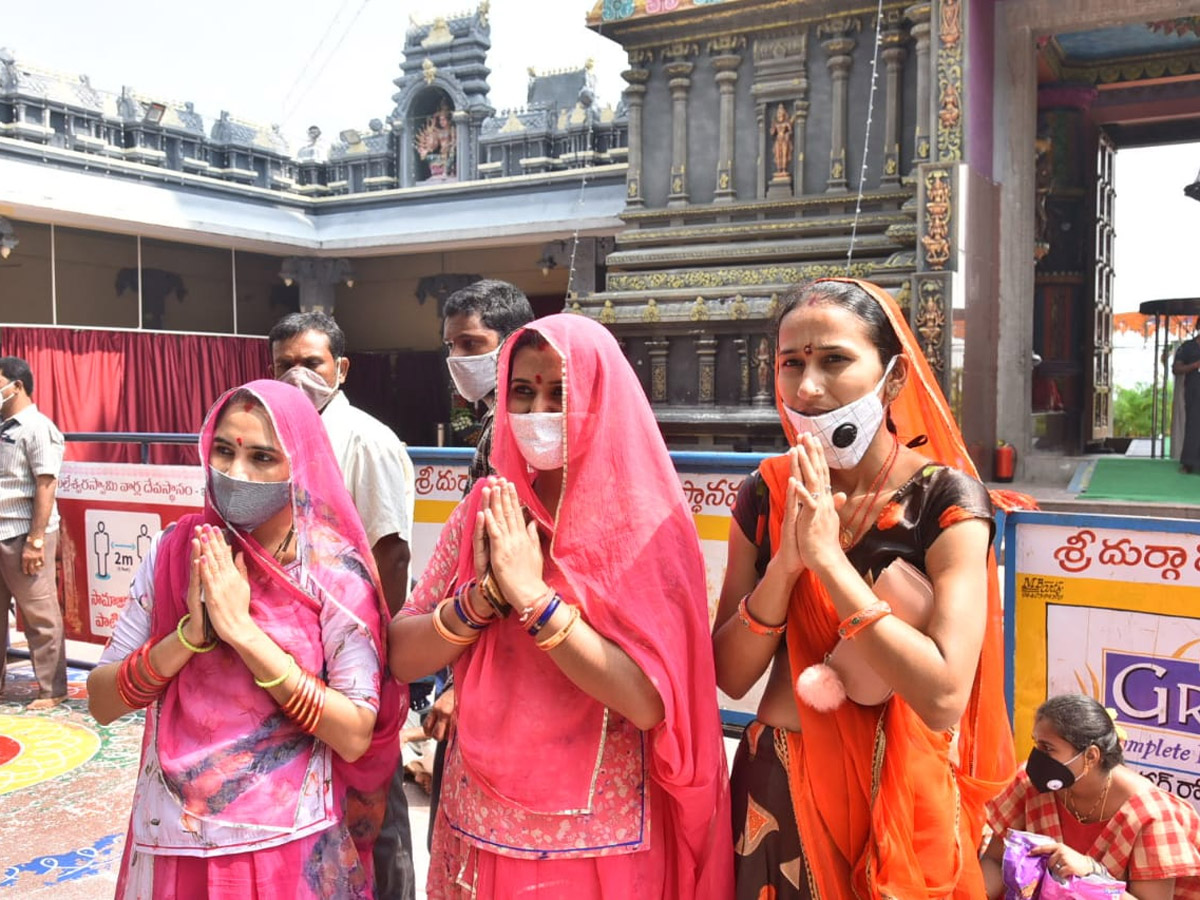 Durga Navaratri 2020 in Kanakadurga  - Sakshi13