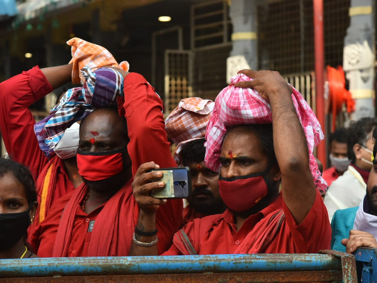 Durga Navaratri 2020 in Kanakadurga  - Sakshi14