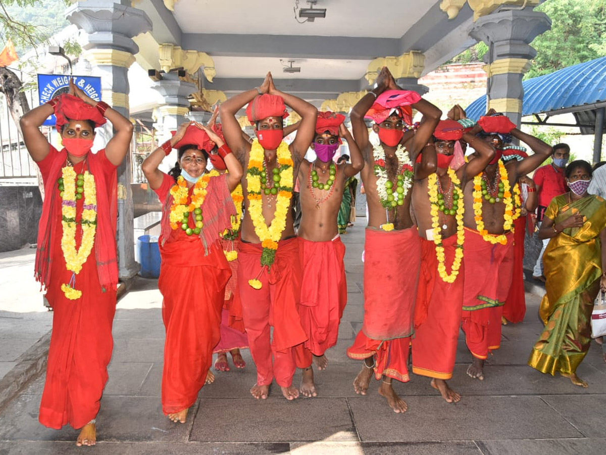 Durga Navaratri 2020 in Kanakadurga  - Sakshi3