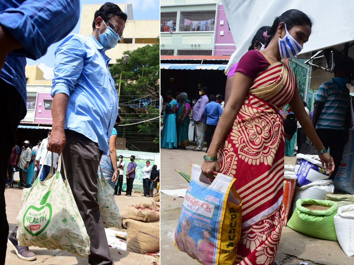 Huge Queue Lines For Subsidized Onions In Rythu Bazaars In Andhra Pradesh Photo Gallery - Sakshi11