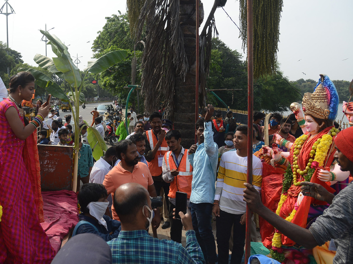 Durga Mata Nimajjanam at Tank bund 2020 Photo Gallery - Sakshi15