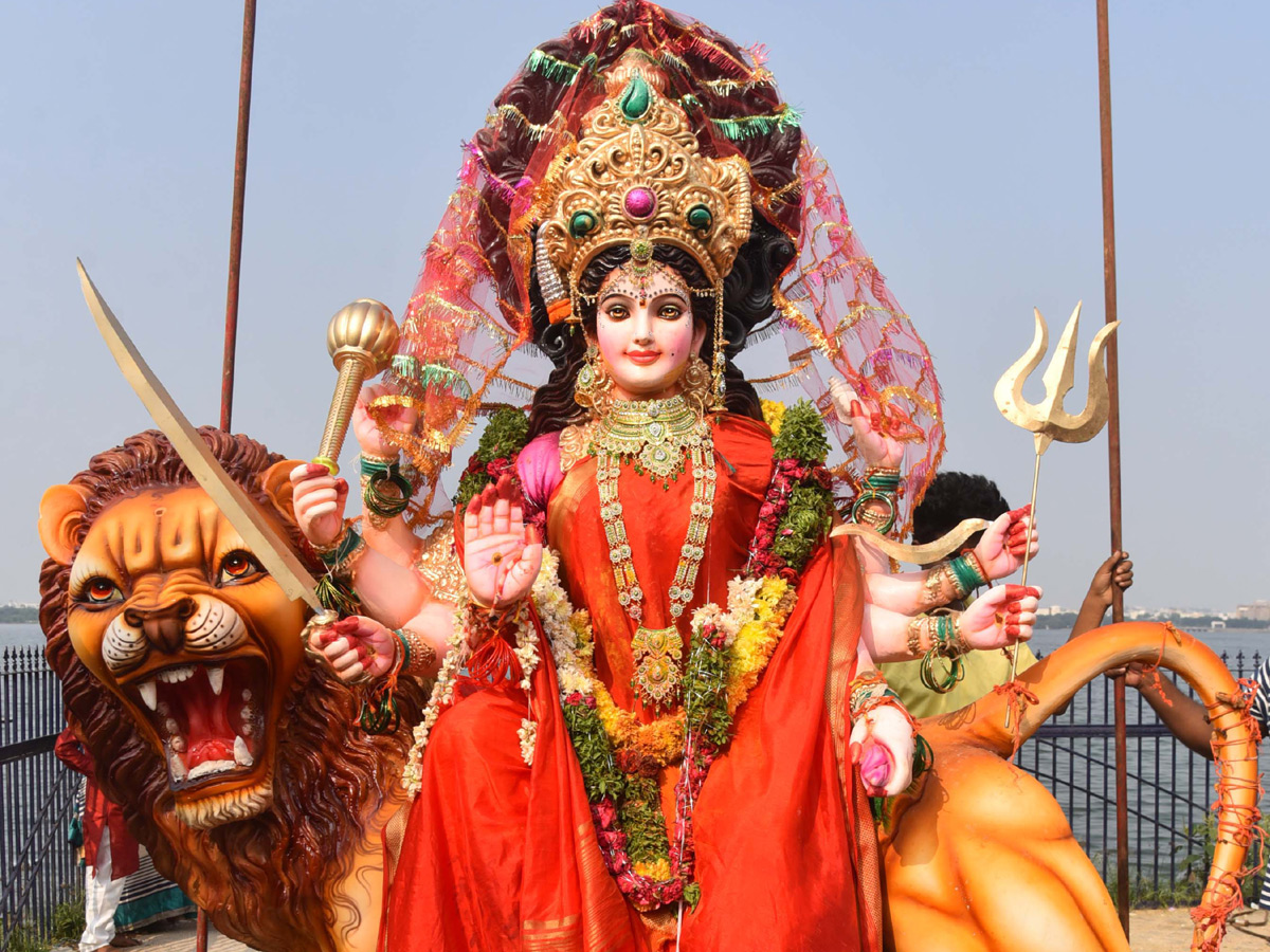 Durga Mata Nimajjanam at Tank bund 2020 Photo Gallery - Sakshi18