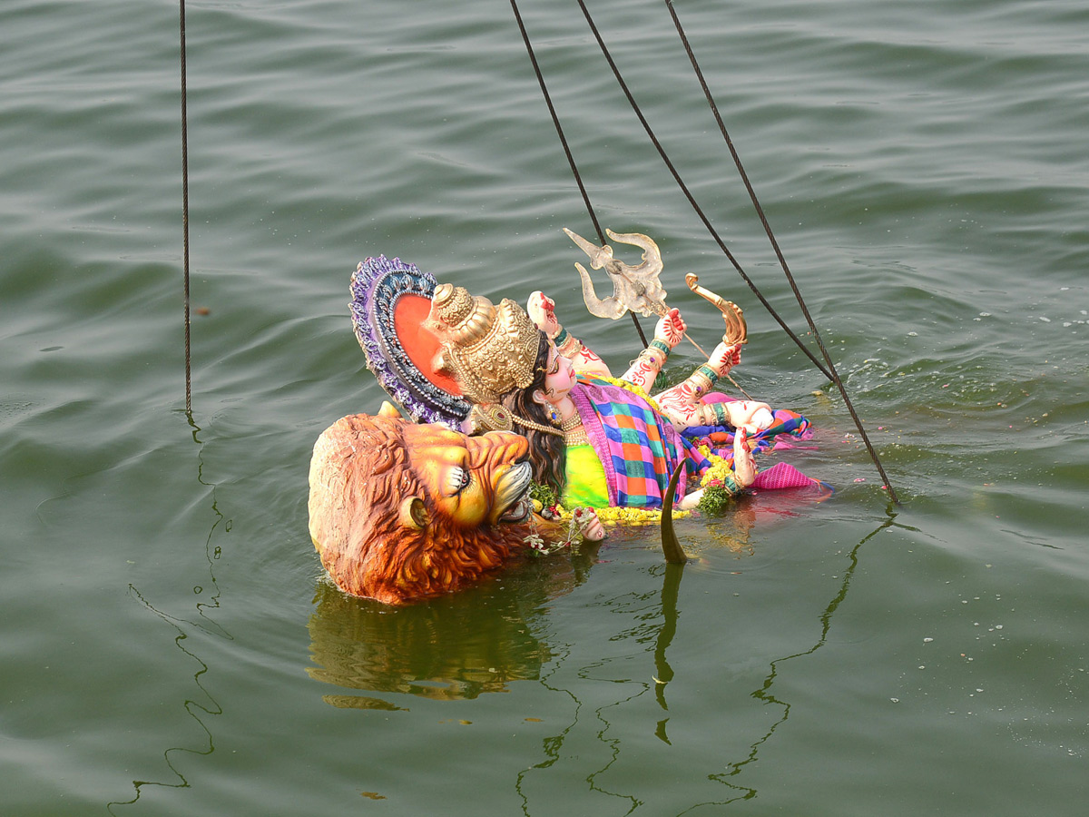 Durga Mata Nimajjanam at Tank bund 2020 Photo Gallery - Sakshi3