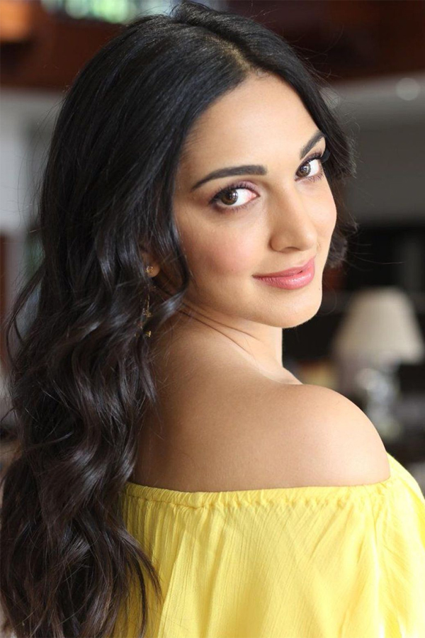 actress kiara advani exclusive photo gallery - Sakshi11