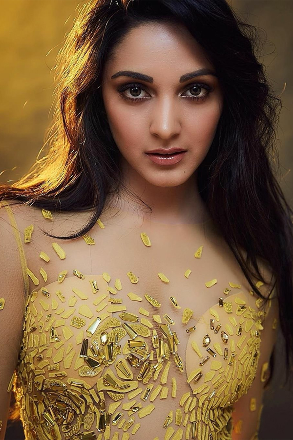 actress kiara advani exclusive photo gallery - Sakshi20