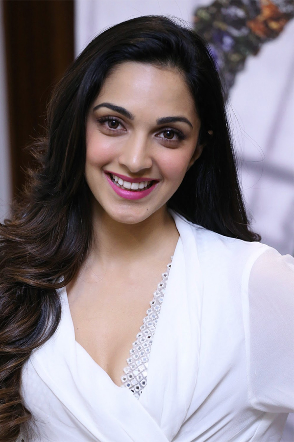 actress kiara advani exclusive photo gallery - Sakshi4