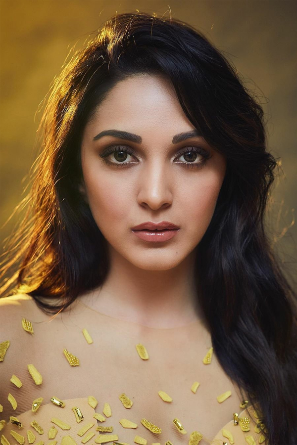 actress kiara advani exclusive photo gallery - Sakshi5