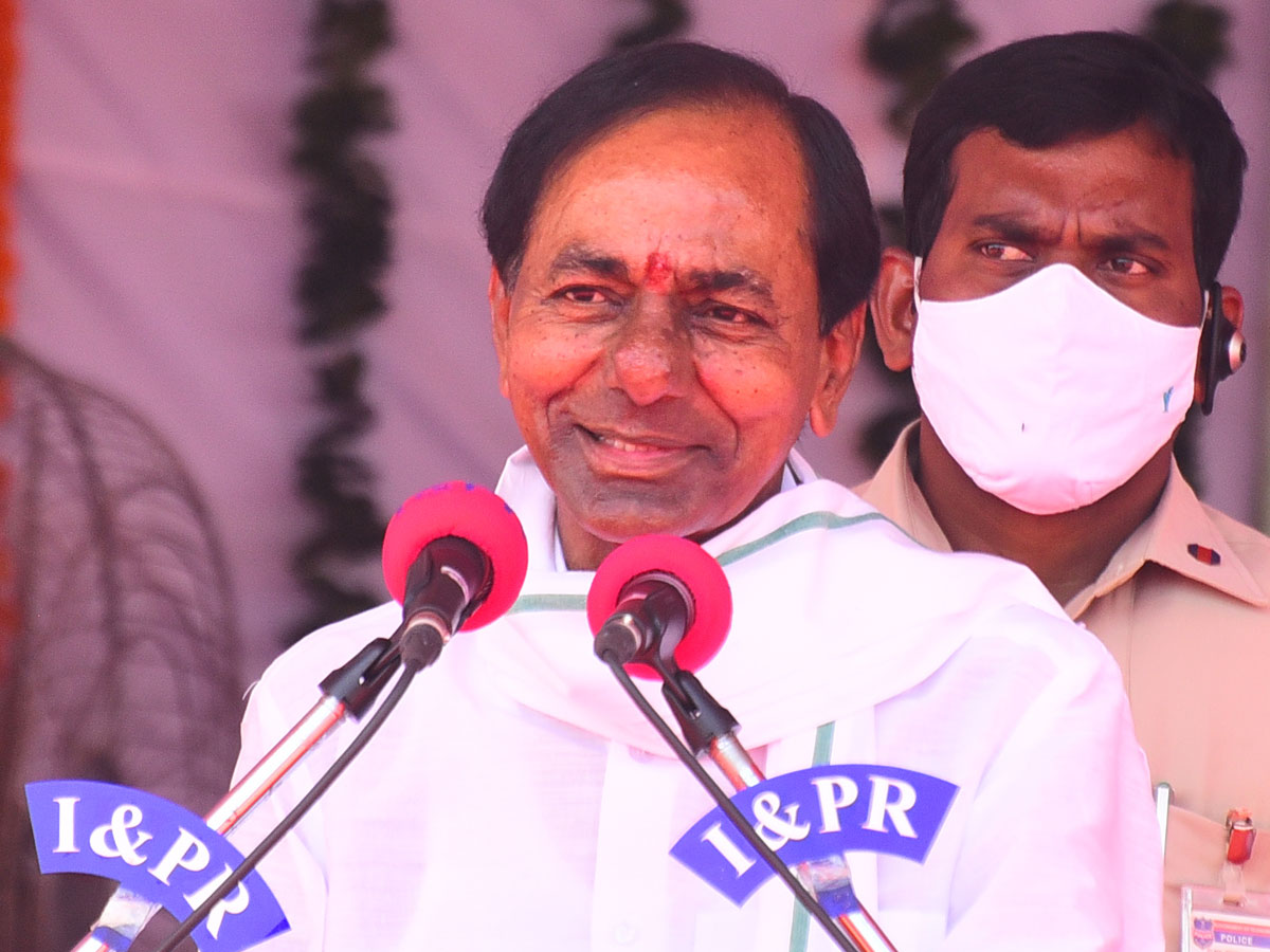 CM KCR to launch Dharani land records portal photo gallery - Sakshi18