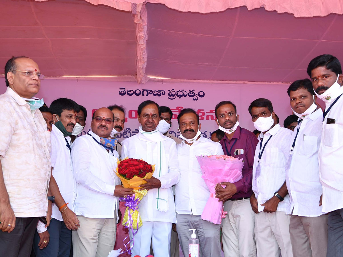 CM KCR to launch Dharani land records portal photo gallery - Sakshi38