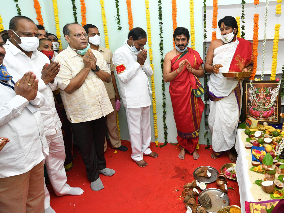 CM KCR to launch Dharani land records portal photo gallery - Sakshi4