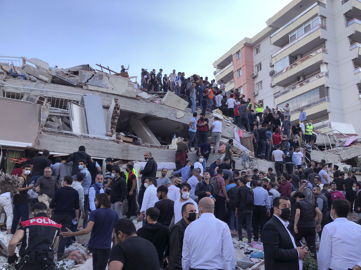 Powerful earthquake felt in Turkey Photo Gallery - Sakshi1