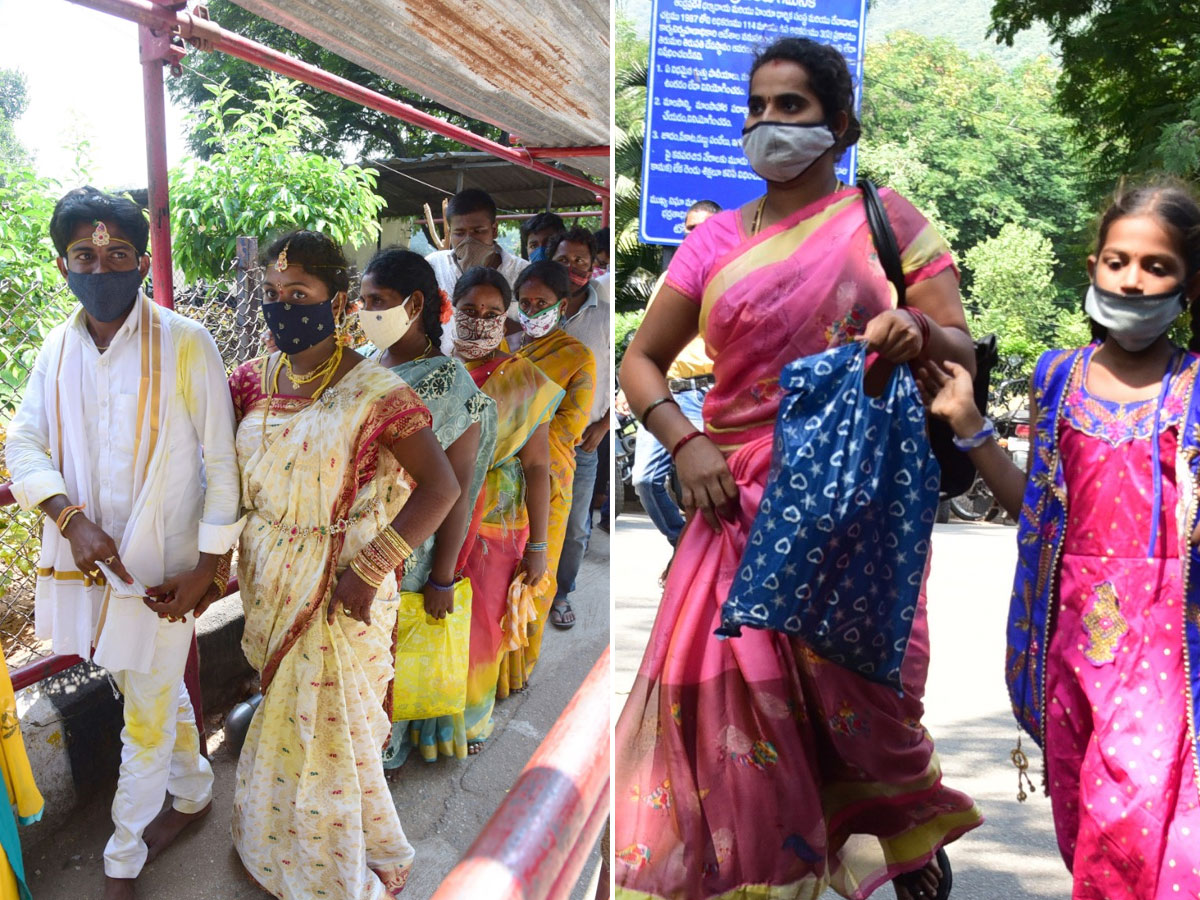 Heavy Devotees Crowd In Tirumala Temple Photo Gallery - Sakshi12