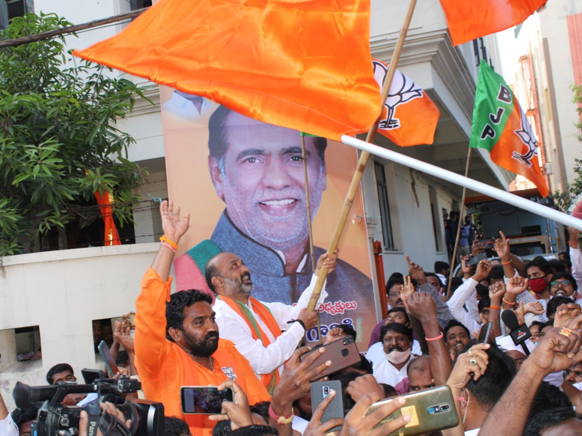  BJP Wins in Dubbaka Elections Photo Gallery - Sakshi2