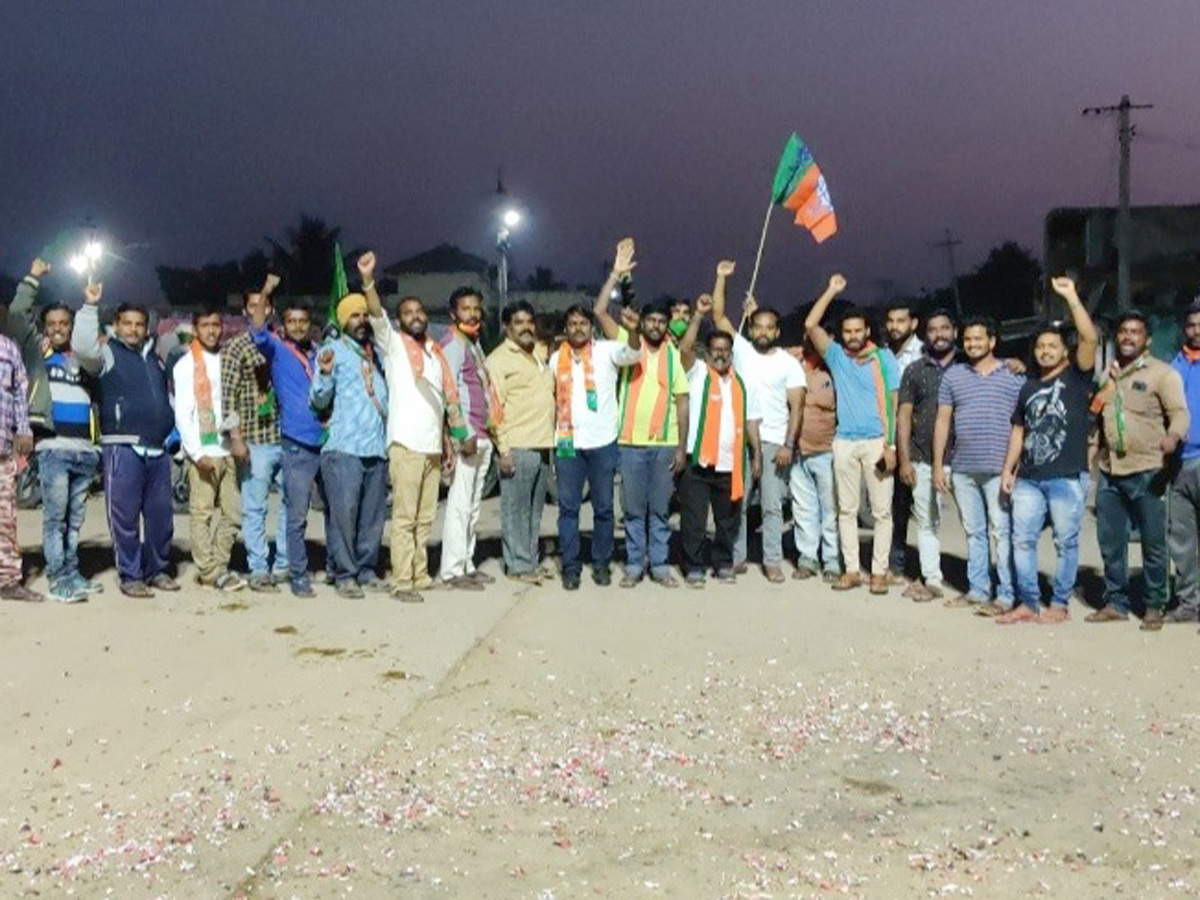  BJP Wins in Dubbaka Elections Photo Gallery - Sakshi4