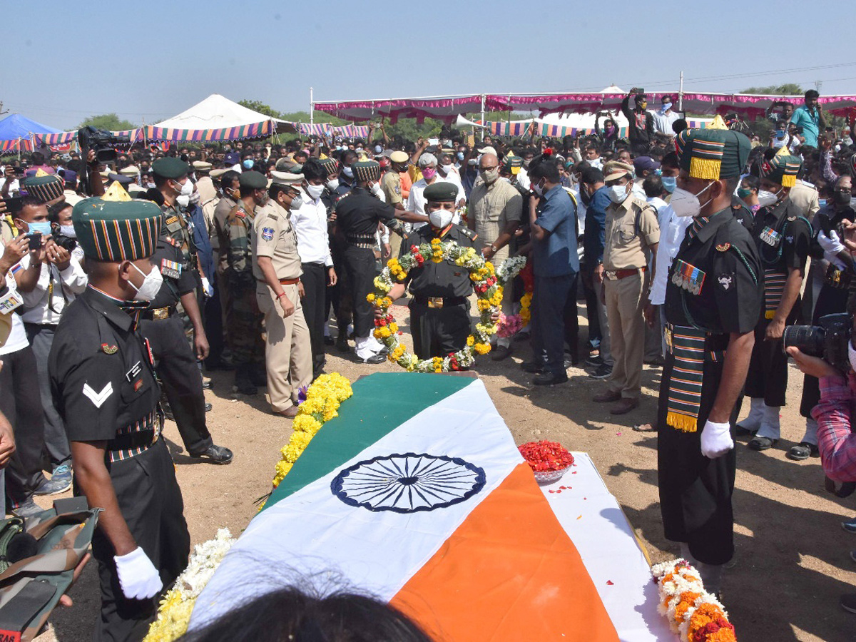 Army Jawan Ryada Mahesh Funeral Photo Gallery - Sakshi26