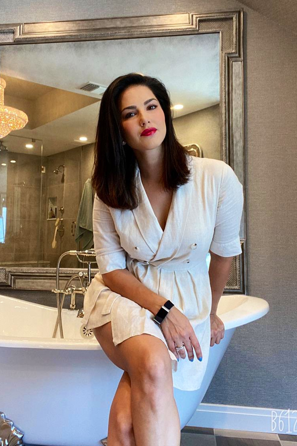 Sunny Leone New Stills Photo Gallery - Sakshi5