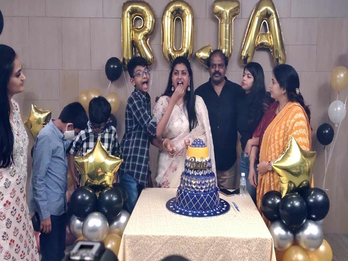 YSRCP MLA RK Roja Birthday Special Photos - Sakshi4