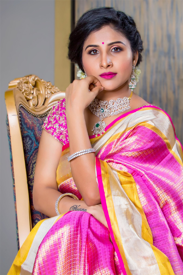 Singer Mangli Photos - Sakshi33