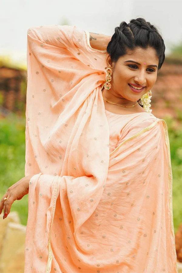 Singer Mangli Photos - Sakshi37