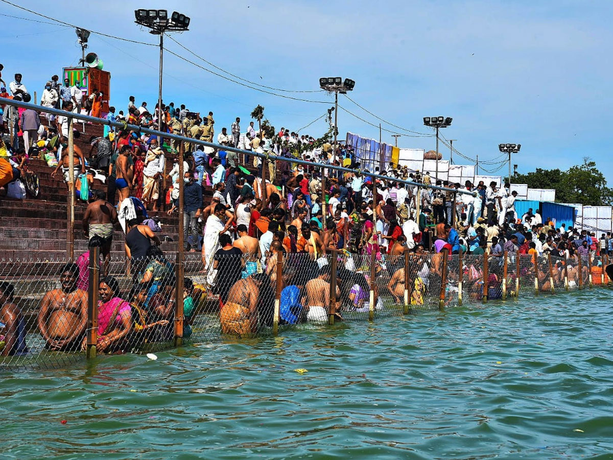 Tungabhadra Pushkaralu 2020 Photo Gallery - Sakshi16