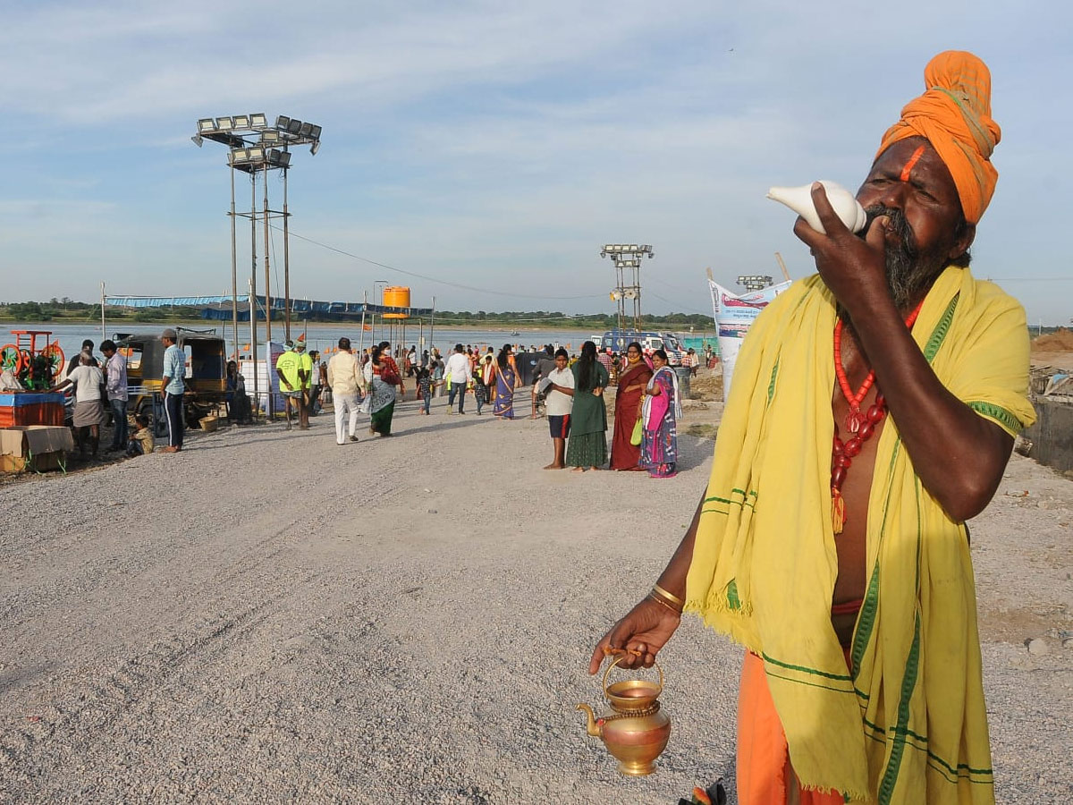 Tungabhadra Pushkaralu 2020 Photo Gallery - Sakshi26