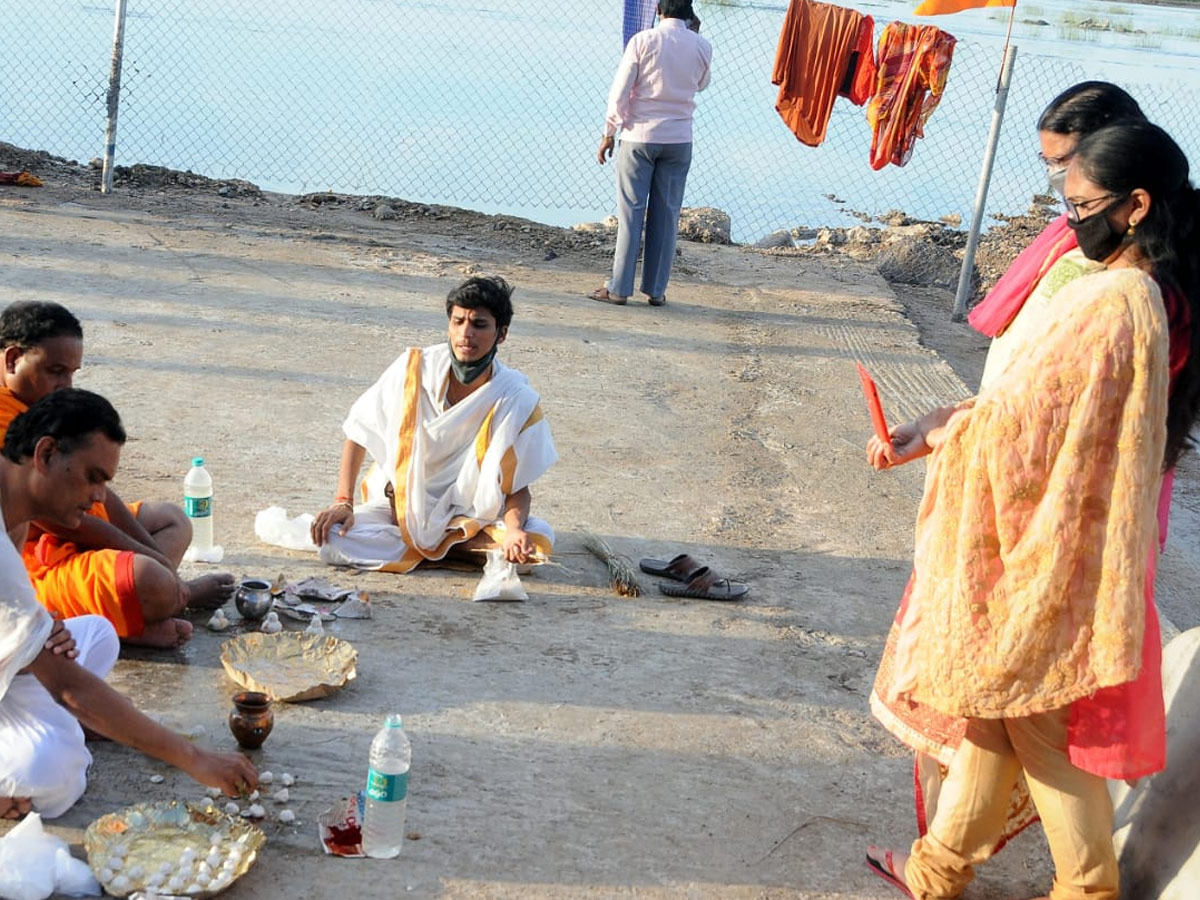 Tungabhadra Pushkaralu 2020 Photo Gallery - Sakshi38