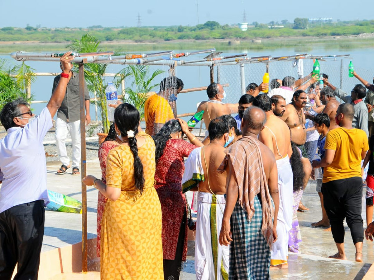 Tungabhadra Pushkaralu 2020 Photo Gallery - Sakshi1