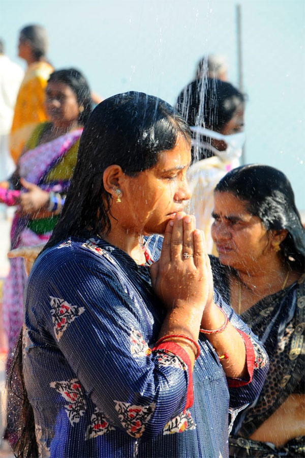 Tungabhadra Pushkaralu 2020 Photo Gallery - Sakshi49