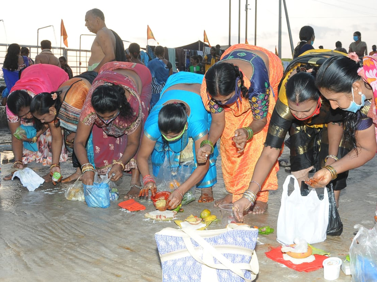 Tungabhadra Pushkaralu 2020 Photo Gallery - Sakshi36