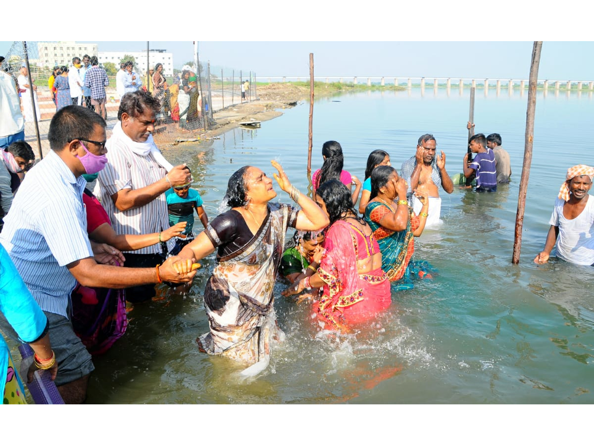 Tungabhadra Pushkaralu 2020 Photo Gallery - Sakshi46