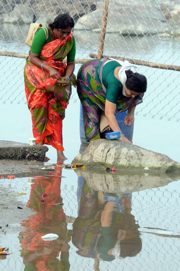 Tungabhadra Pushkaralu 2020 Photo Gallery - Sakshi65