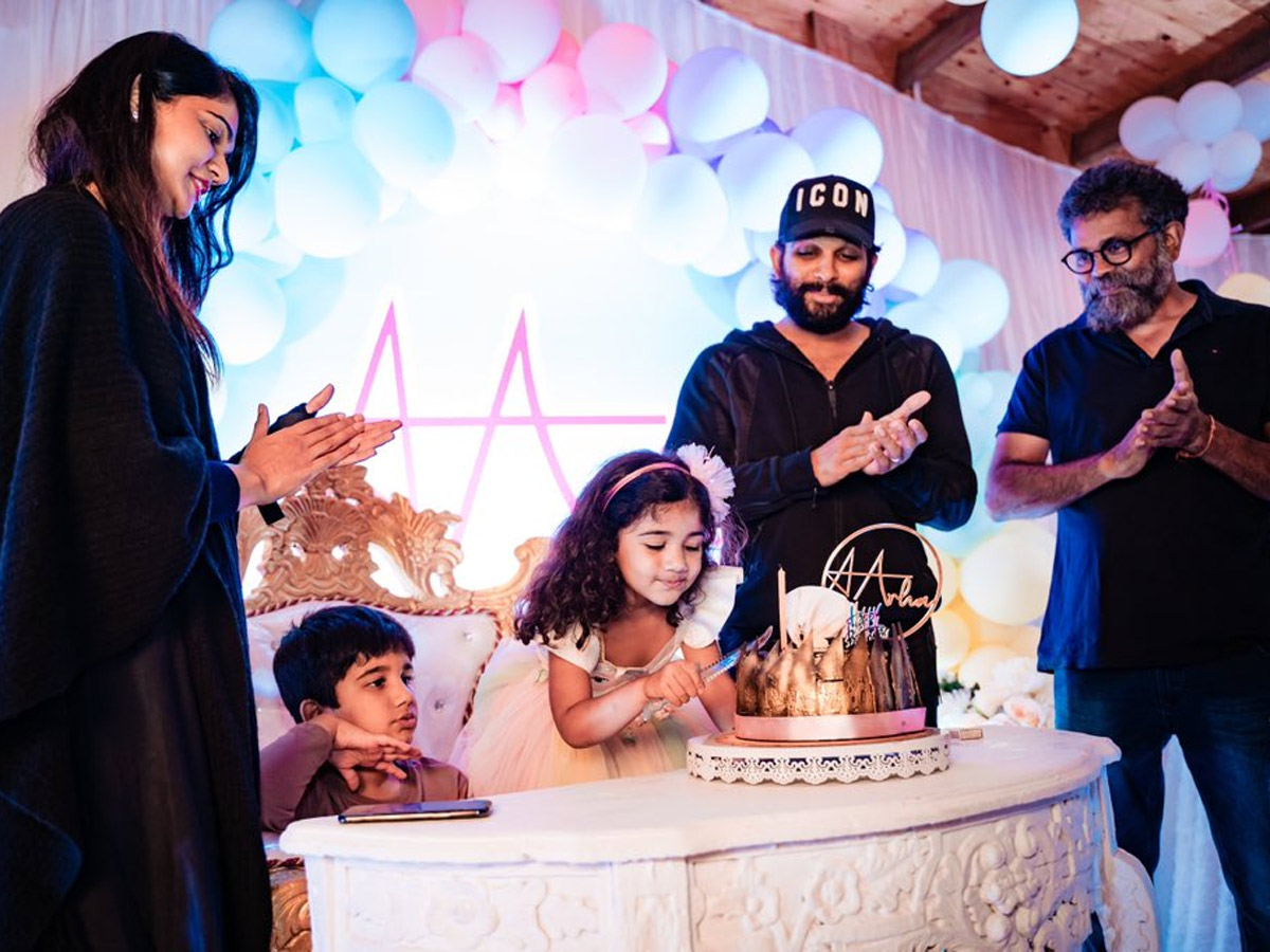 Allu Arjun Daughter Birthday Celebration Photo Gallery - Sakshi4