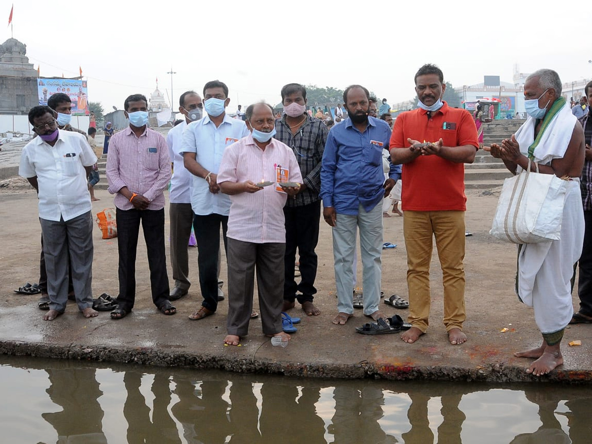 Tungabhadra Pushkaralu 2020 Photo Gallery - Sakshi11