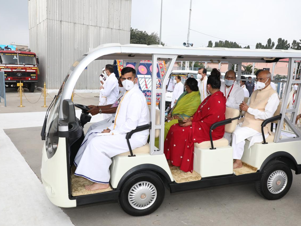 President Ram Nath Kovind visits Tirumala Photo Gallery - Sakshi18