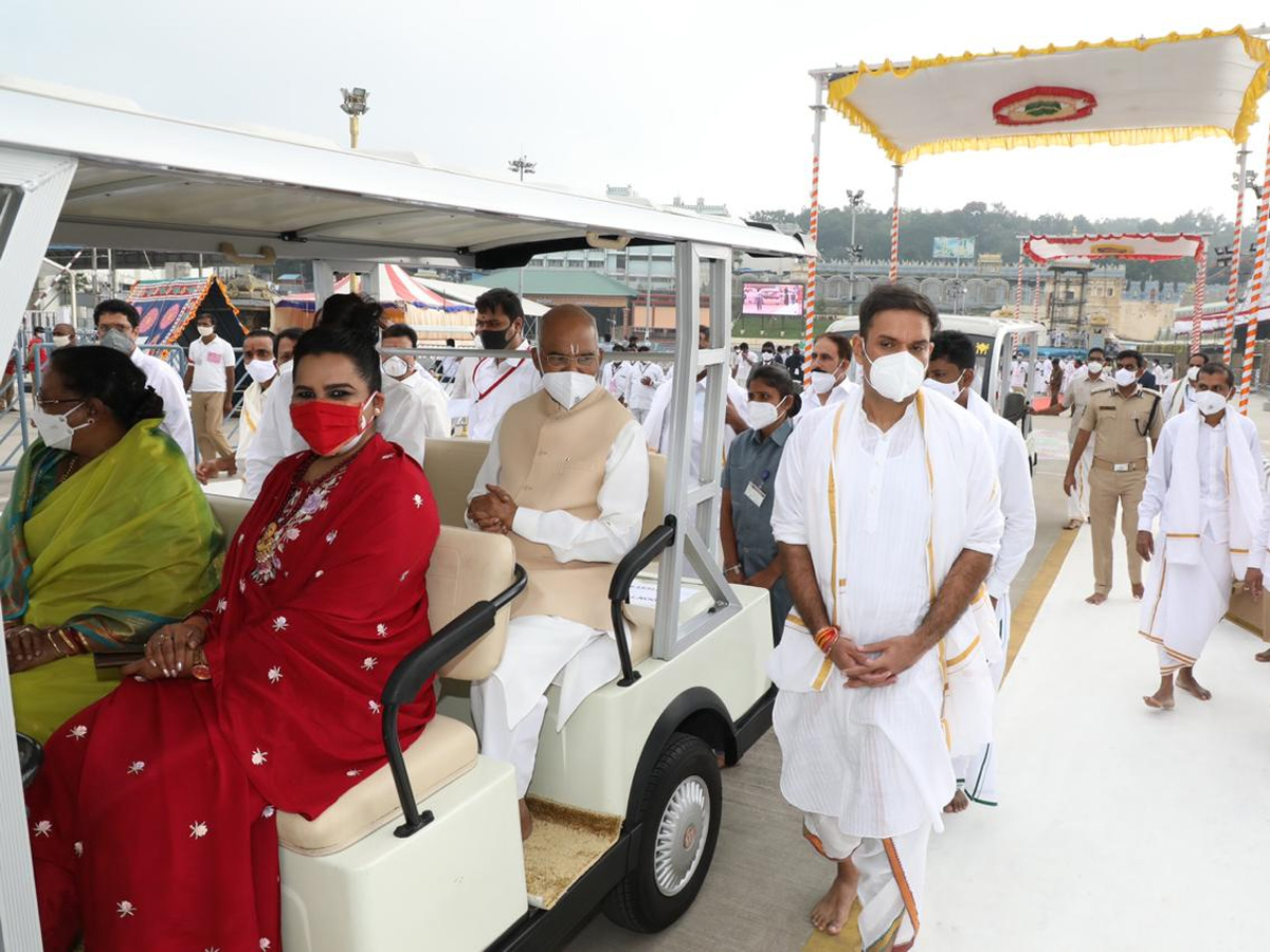 President Ram Nath Kovind visits Tirumala Photo Gallery - Sakshi6