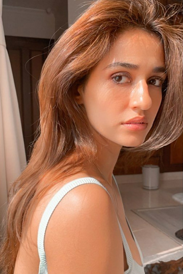 Disha Patani Hot Photos Photo Gallery - Sakshi29