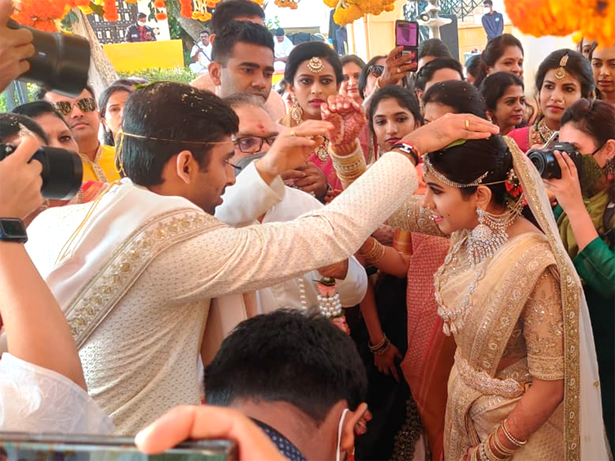 Komatireddy Venkat Reddy Daughter wedding Photo Gallery - Sakshi1