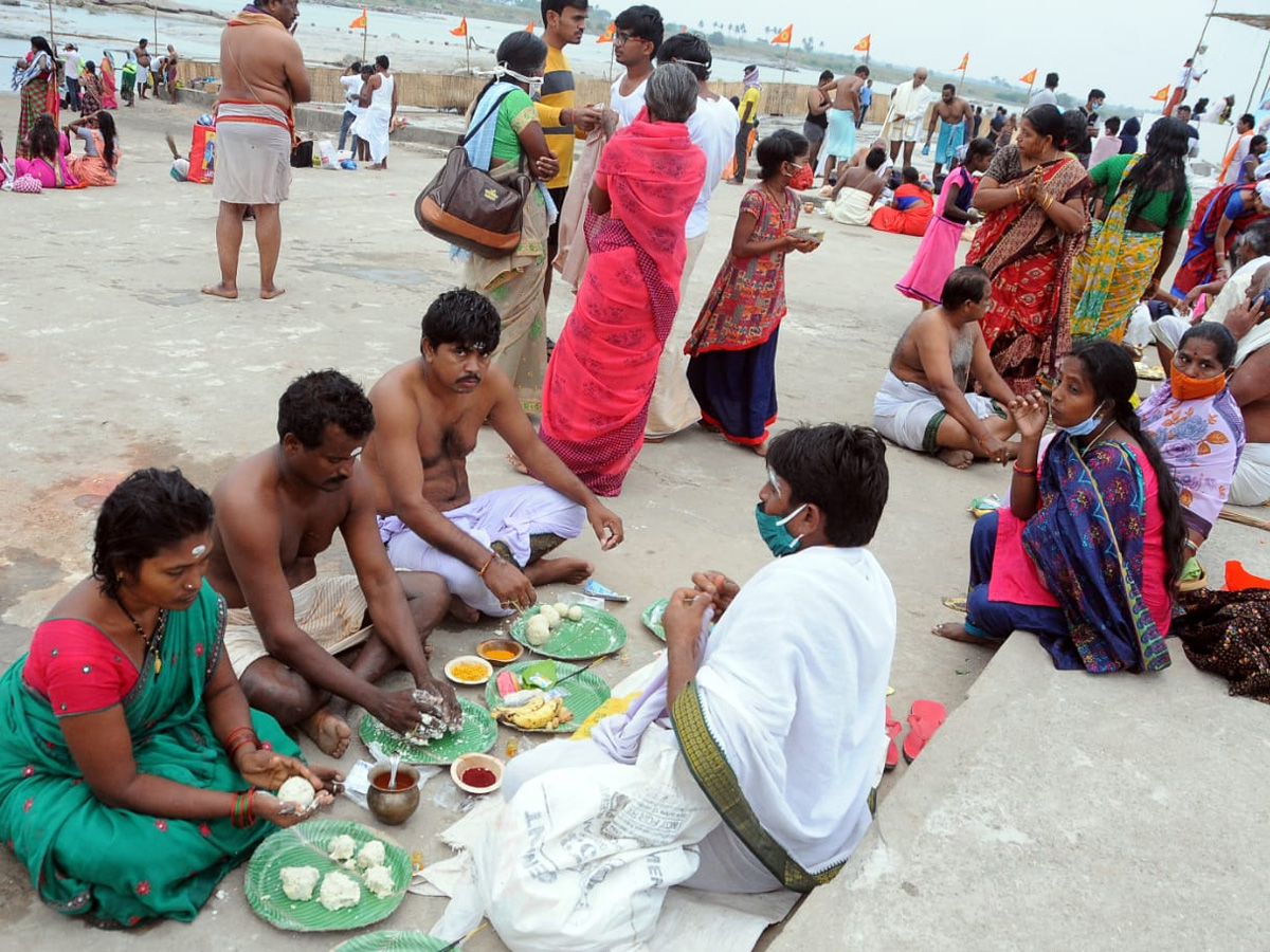 Tungabhadra Pushkaralu 2020 photo gallery - Sakshi17