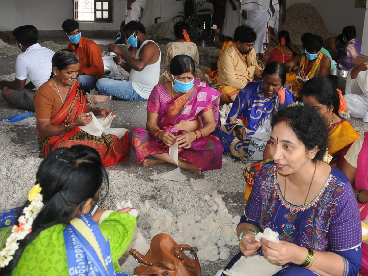 Tungabhadra Pushkaralu 2020 photo gallery - Sakshi48