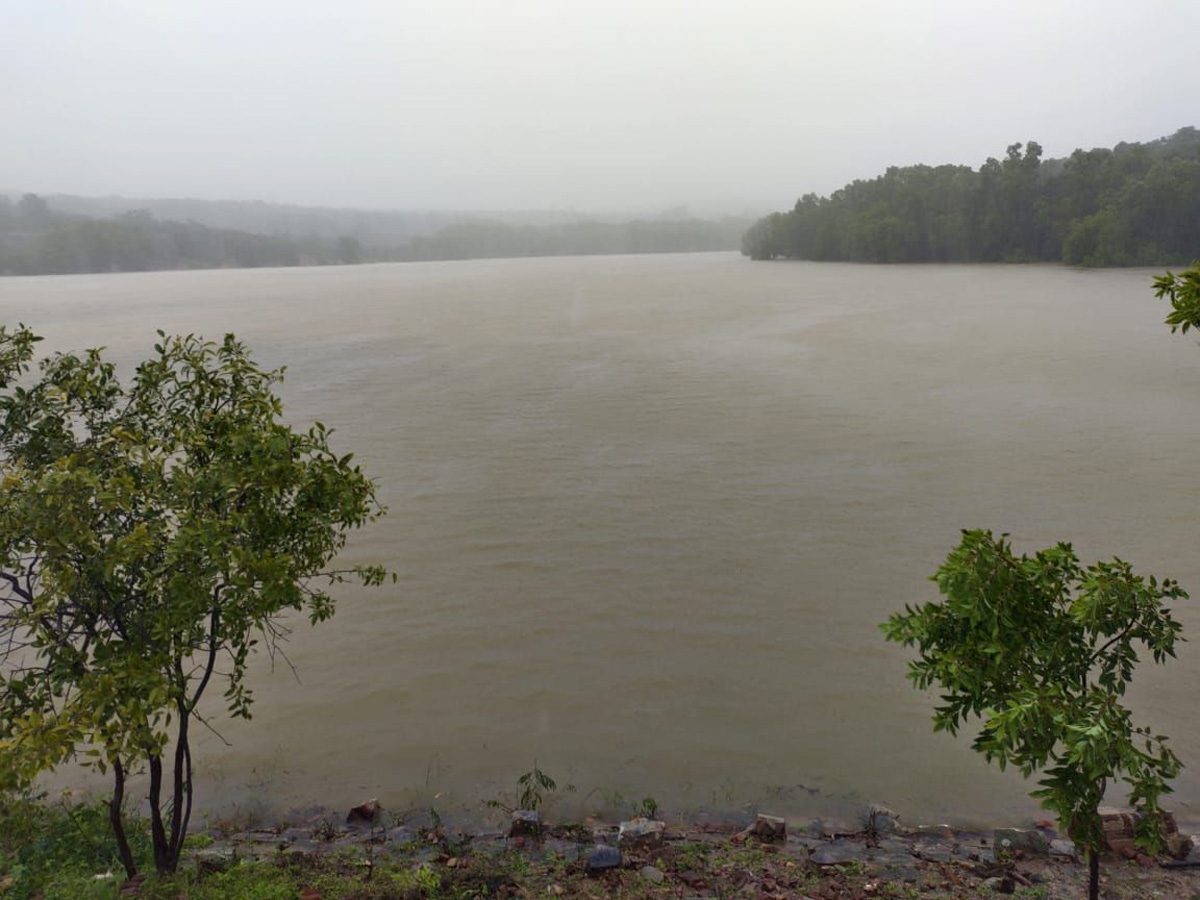 Nivar Cyclone in Tirupati Photos - Sakshi30