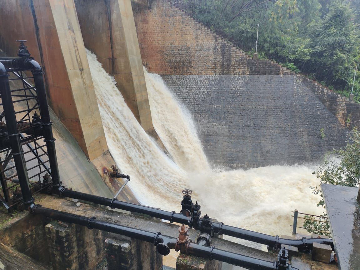 Nivar Cyclone in Tirupati Photos - Sakshi6