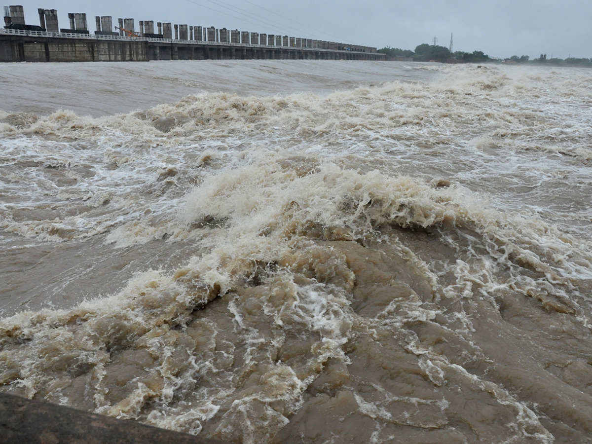 Nivar Cyclone Andhra Pradesh Photos - Sakshi25