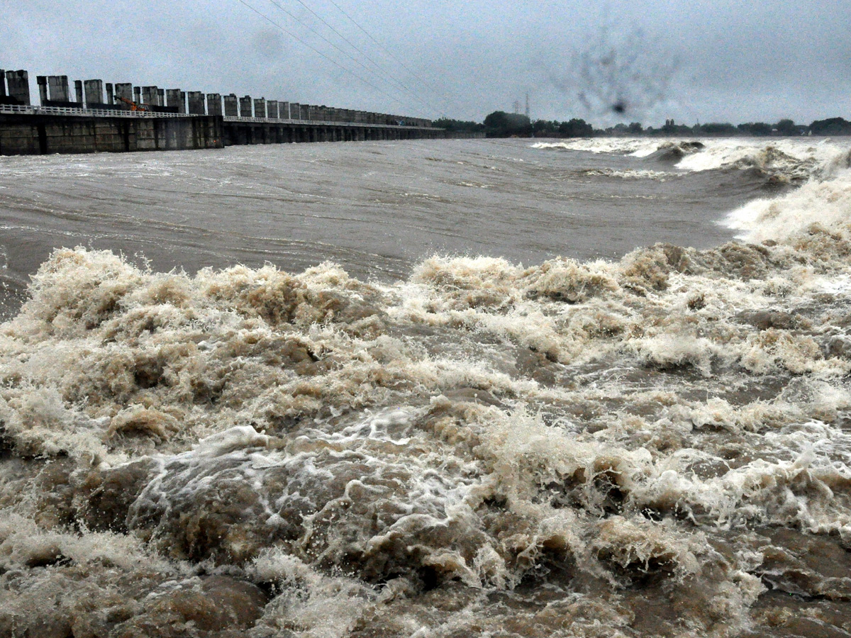 Nivar Cyclone Andhra Pradesh Photos - Sakshi44