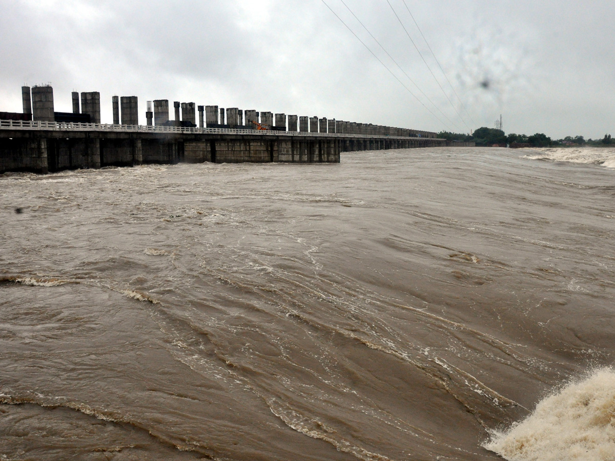 Nivar Cyclone Andhra Pradesh Photos - Sakshi46