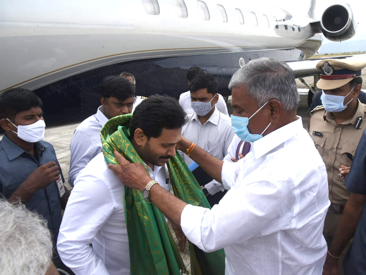 CM YS Jagan Aerial Survey Nivar Cyclone Areas Photo Gallery - Sakshi16