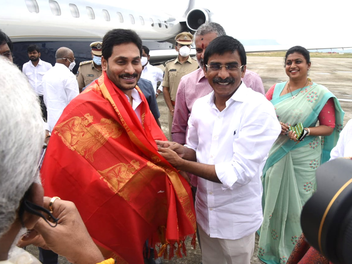 CM YS Jagan Aerial Survey Nivar Cyclone Areas Photo Gallery - Sakshi22