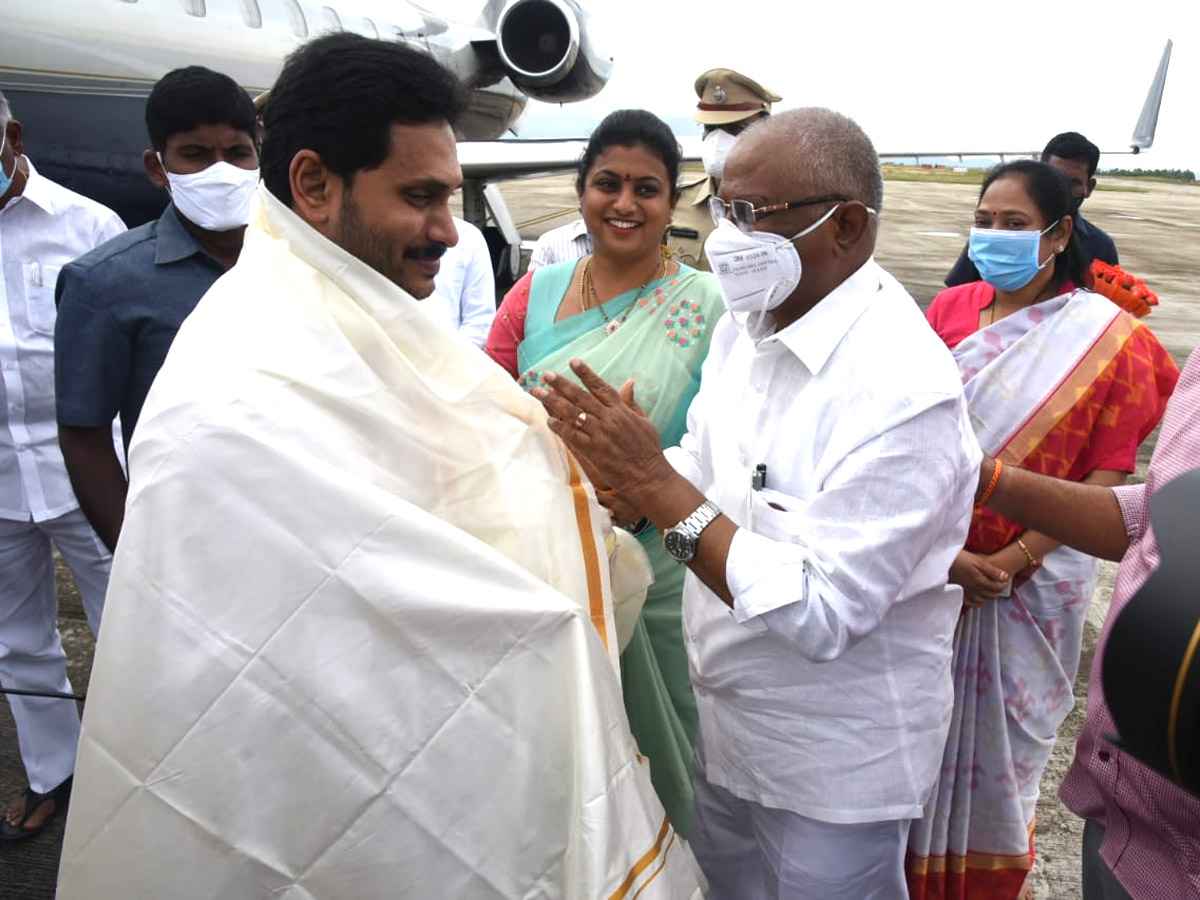 CM YS Jagan Aerial Survey Nivar Cyclone Areas Photo Gallery - Sakshi29