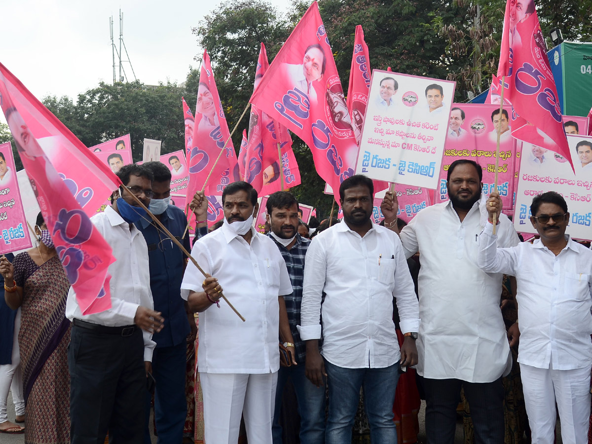 GHMC Elections 2020 KCR Meeting In LB Stadium - Sakshi43